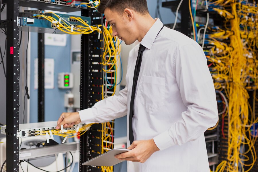 Hardware & Networking